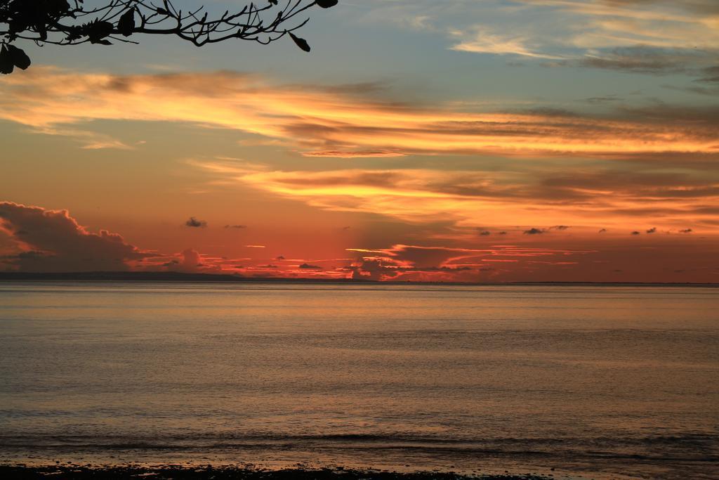 Jennys Place Hotel Lembongan Buitenkant foto