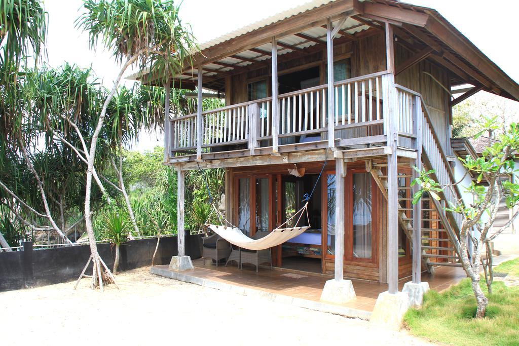 Jennys Place Hotel Lembongan Buitenkant foto