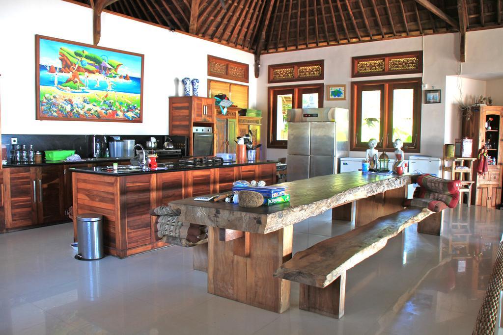 Jennys Place Hotel Lembongan Buitenkant foto
