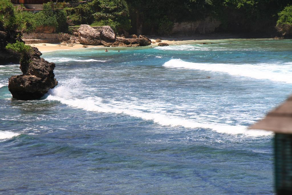 Jennys Place Hotel Lembongan Buitenkant foto