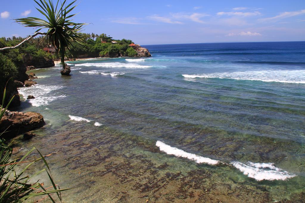 Jennys Place Hotel Lembongan Buitenkant foto