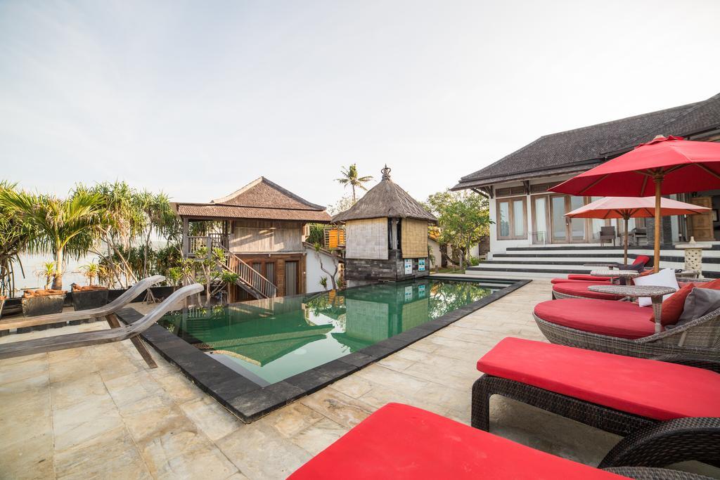 Jennys Place Hotel Lembongan Buitenkant foto