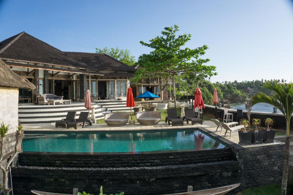 Jennys Place Hotel Lembongan Buitenkant foto