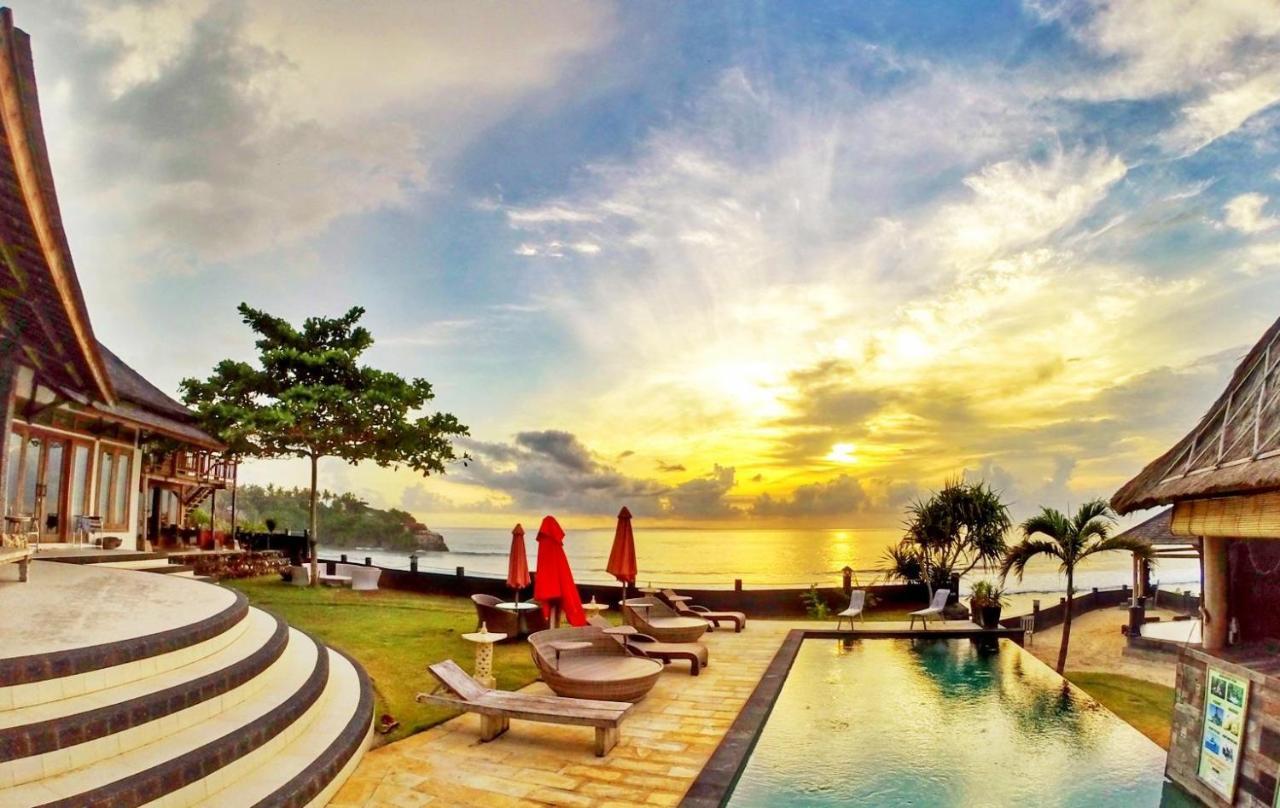 Jennys Place Hotel Lembongan Buitenkant foto